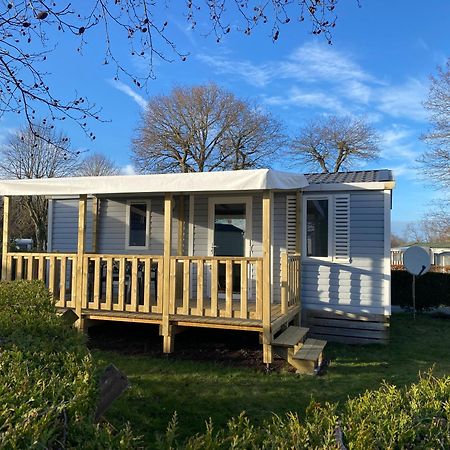Camping Les Falaises De Toussaint Exterior foto